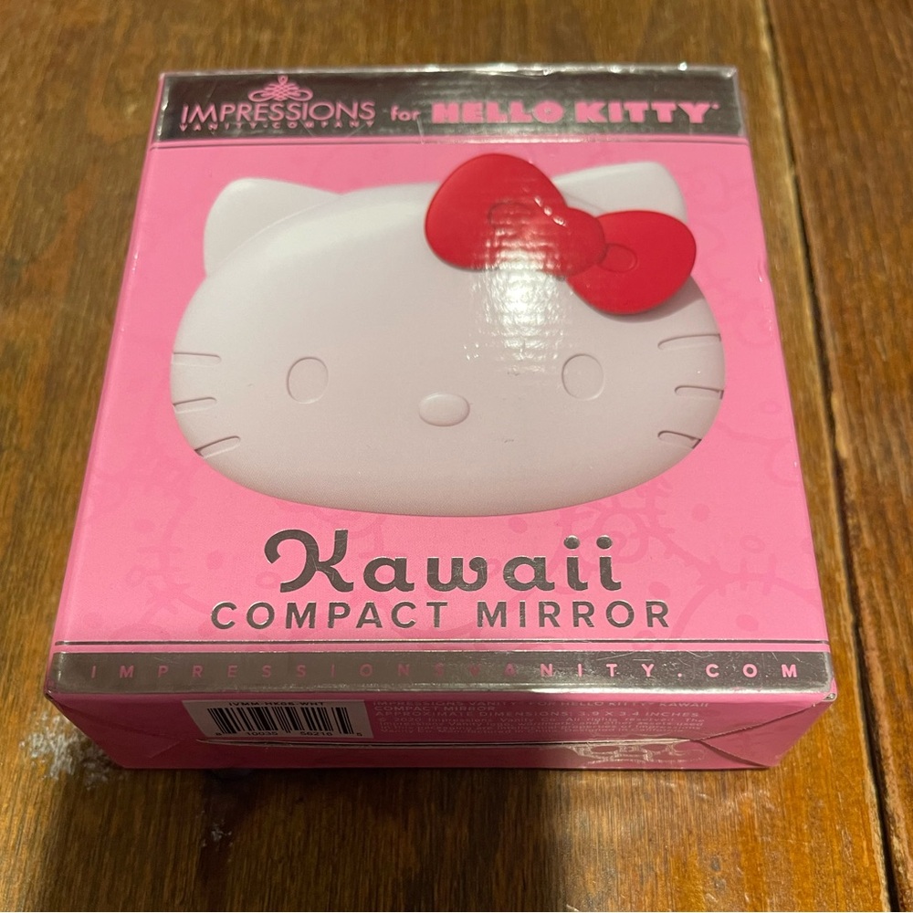 Hello Kitty Kawaii Compact Mirror - Pink and White